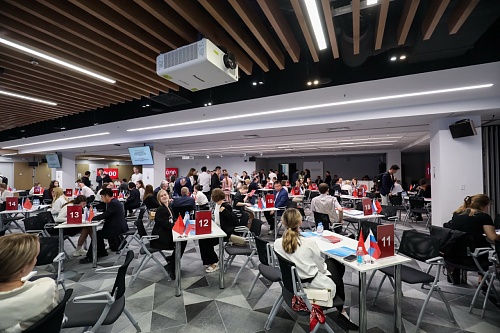 斯维尔德洛夫斯克州生产商借第九届俄中博览会之机深化商务合作